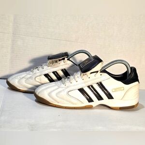 Y2K Vintage Style Adidas Telstar Indoor Soccer Cleats 2006 Youth Sz 6.5 Leather